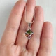 Кулон Hand Made з кристалом Swarovski у формі кубика кольору Vitrail Medium (кулон без ланцюжка) - зображення 4