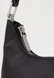 Жіноча сумка на плече CALVIN KLEIN JEANS Small Shoulder Bag Handbag Black LV04K3219G (120043) - зображення 4