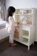 Ігровий набір New Classic Toys Міні-кухня - ротанг 60x31x93 см - изображение 7
