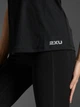 Спортивная майка женская 2XU WR6928a_BLK/SRF M Черная (9336340933618) - изображение 7