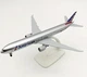Модель літака Boeing 777 American Airlines 1:300 металева лита колекційна модель пасажирського авіалайнера 20 см - зображення 2