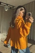 Вязанный свитер с молнией женский QU STYLE Оранжевый (TK231078 orange Универсальный (S-M-L)) - изображение 6