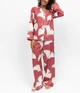 Піжама (сорочка + штани) жіноча Cyberjammies Josie 5295-5296 26/6XL Коричневий з принтом листя (5051877639041) - зображення 1