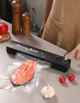 Бытовой вакууматор с пакетами 100шт (17х25) Vacuum Sealer 90W вакуумный упаковщик для сухих и влажных продуктов черный - изображение 6