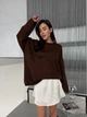 Женский объемный свитер коричневого цвета 36521 One Size - изображение 1