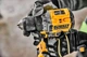 Дрель-шуруповерт DeWalt DCD800E2T [93655] - изображение 9