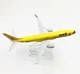 Модель літака Boeing 737 NOK Air (Angry Birds) 1:400 металева лита колекційна модель пасажирського авіалайнера 16 см - зображення 2