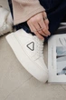 Женские зимние кроссовки PARADIZE SHOES из белой кожи с меховой опушкой на высокой подошве 36 размер (стелька 23,4 см) - изображение 6