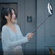 Монопод штатив для смартфонов и камер компактный легкий с LED лампой для фото и видеосъемки на улице - изображение 5