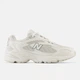 Бежевые кроссовки New Balance 725 40,5 (7,5) 25,5 см (ML725AL) - изображение 1