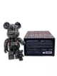 Статуетка колекційний набір Bearbrick Benjamin Grant Overview Barcelona 400% + 100% 28 см + 7 см Medicom Toy Барселона - зображення 8