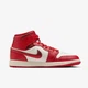 Кроссовки женские Jordan Air 1 Mid Se 38 Красно-белый HJ9337-106 - изображение 3