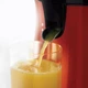 Соковыжималка для цитрусовых (цитрус-пресс) Russell Hobbs Colours Plus+ Red 26010-56 - изображение 3