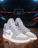 Кроссовки мужские Jordan кожаные 43 серые (A0919-20) - изображение 1