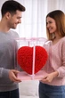 Сердце из роз в подарочной коробке KR-20 стильный подарок 28х25х13см реалистичные розы долговечный - изображение 2