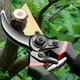Профессиональный садовый секатор Pruner с лезвиями SK-5 и амортизатором для обрезки растений - изображение 6