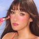 Легкие кремовые румяна-стик Charlotte Tilbury в теплом розовом оттенке PINKY GLOW - изображение 4