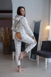 Женская пижама пожама SweetJama Frozy с карманом на попе и капюшоном М звезды капучино - изображение 7