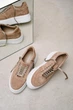Демисезонные замшевые кеды PARADIZE SHOES темно-бежевого цвета на белой высокой подошве 39 размер (стелька 25,5 см) - изображение 2