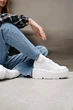 Женские демисезонные кеды PARADIZE SHOES из белой кожи на высокой подошве 38 размер (стелька 25,5 см) - изображение 5