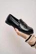 Женские элегантные лаковые кожаные туфли PARADIZE SHOES черного цвета с декоративной пряжкой спереди 36 размер (стелька 24 см) - изображение 2
