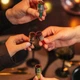 Шоколадные бутылочки с коктейлями Anthon Berg Chocolate Cocktail Liqueurs 8шт, 125г - изображение 4
