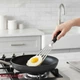 Лопатка KitchenAid Classic с прорезями 32 см Черная (KHH024OHOBEG) - изображение 6