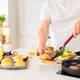 Лопатка KitchenAid Classic з прорізами 34 см Червона (KHA002OHEREG) - зображення 4