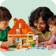 Конструктор LEGO DUPLO Bluey Родинний дім Блуї із грою на запам'ятовування 83 деталі (10459) - изображение 2
