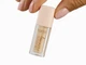 Увлажняющий консилер под глаза Tarte Maracuja Creaseless Creamy Concealer Mini 16N Fair-Light Neutral 0.5 мл - изображение 9