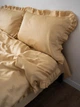 Комплект постільної білизни Cozy з рюшами золотий Євро 200*220 см, простирадло 180*200*20 на резинці - изображение 6