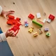 Конструктор LEGO DUPLO Peppa Pig Трактор і ринок 18 деталей (10468) - зображення 10