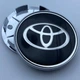 Колпачки c логотипом 68 мм 62 мм черные Toyota тойота заглушки - изображение 2