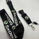Брелок для ключів із карабіном шнурок на шию ремінець шкода Skoda - зображення 1