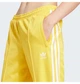 Жіночі спортивні штани Montreal Track Trousers IP0629 брюки зручні повсякденні жовтого кольору Розмір 34 - изображение 6