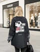 Лонгслив рванка котоновый с снупи оверсайз onesize черный с мультяшным принтом snoopy - изображение 3
