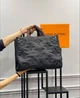 Сумка з принтом Louis Vuitton большая дутая женская черная (sl536) - изображение 1