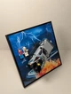 Арт Тримач Рамка на Стіну або Полицю 25x25 см. для Вашого Конструктора Speed Champions Time Machine from Back to the Future / Часоворот із фільму «Назад у майбутнє» (77256) - зображення 2