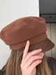 Картуз жіночий кепка з шкіряним козирком One Size коричневий - изображение 6
