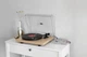 Виниловый проигрыватель Crosley C10 Natural Wood Hi-Fi, ручной проигрыватель для виниловых пластинок 33/45 об/мин, картридж Ortofon OM5e, антискейтинг, противовес тонарма, тяжелый диск, ременной привод + ПОДАРОК фонокорректор Pyle PP444 - изображение 14