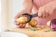 Овочечистка KitchenAid Classic горизонтальна 18 см Сіра (KHA145OHCHGG) - зображення 3