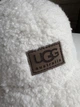 Кепка бейсболка баранчик Тедді Ugg з вушками жіноча тепла Молоко - зображення 5