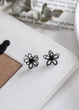 Сережки гвоздики жіночі квіточки подвійні Fashion Jewelry Темно-сірі 18907 - зображення 2