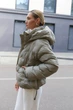 Жіноча зимова куртка з капюшоном Seventeen L-XL Оливковий (2000000197944) - изображение 3