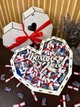 Подарочный бокс 101 причина по которой я тебя люблю с жвачками Love is... - изображение 1