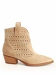 Женские замшевые казаки с перфорацией It-girl A1218-27-P361 35р-22,5см Бежевый (2000000527512) - изображение 3