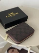 Гаманець жіночий Coach коричневий міні - зображення 3