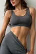 Топ на широких бретелях безшовный InSecret Top Basic POPPY SEED S/M Темно-серый - изображение 1