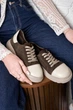 Стильные кеды PARADIZE SHOES замшевые темно-коричневого цвета с белым кожаным носком на высокой бежевого цвета подошве 37 размер (стелька 24,5 см) - изображение 3