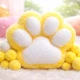 Пухнаста лапка сквіші антістрес LOW Squish Cat Paw Fluffy 9 Yellow - зображення 1